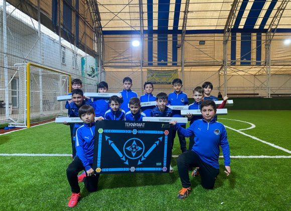 kocaeligücüspor_teknikmat1 Koceligücü Spor Kulübü ve Teknikmat Futbol Matı ile Yenilikçi Antrenmanlar!